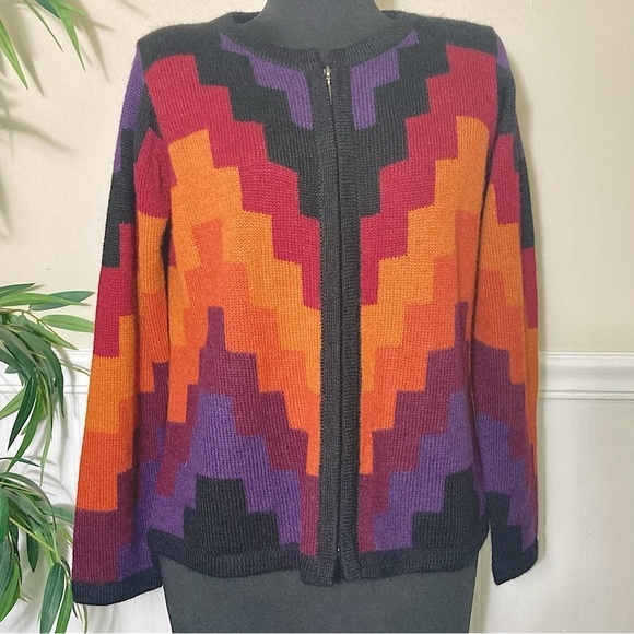 Peruvian Alpaca Zip up Cardigan, geometric rainbow pattern, size Small - Picture 4 of 14